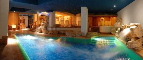 קונייה Eco Wellness Hotel Notre Maison מראה חיצוני תמונה