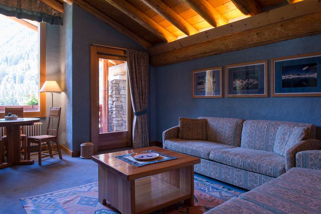 קונייה Eco Wellness Hotel Notre Maison חדר תמונה