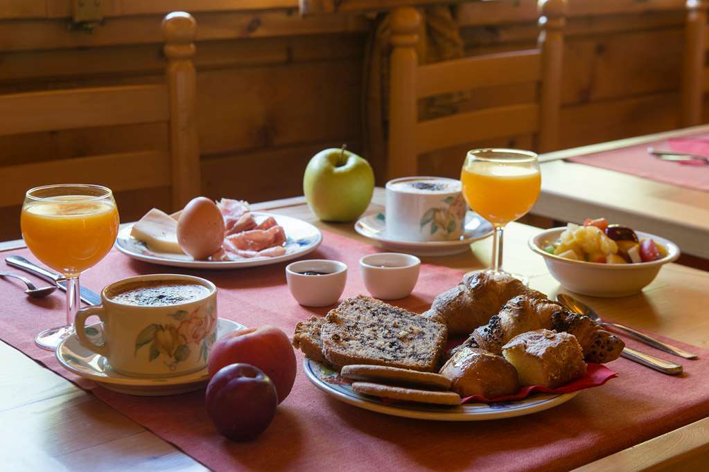 קונייה Eco Wellness Hotel Notre Maison שירותים תמונה